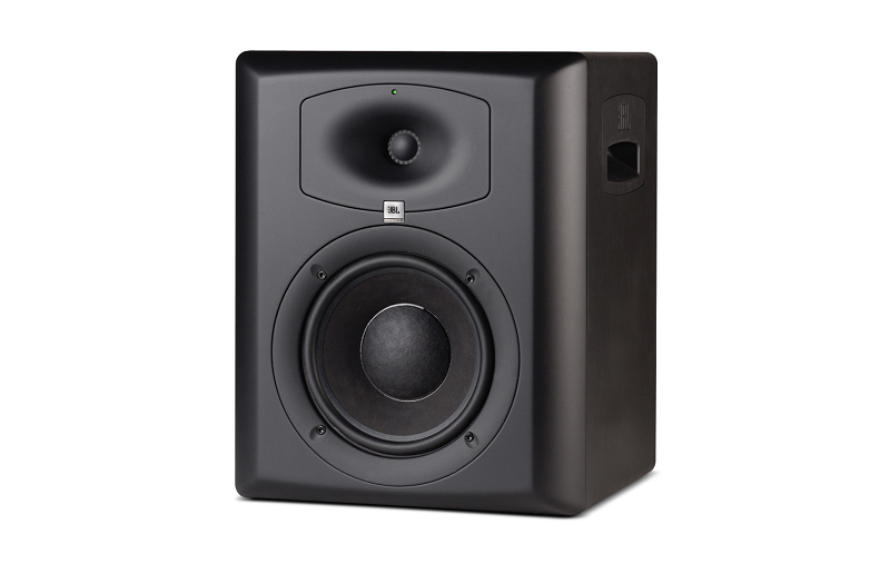 4 - JBL LSR6328P 